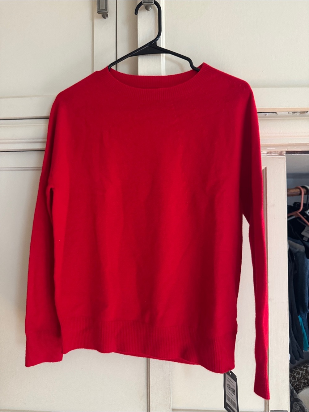 Women Classic Red Crewneck Sweater Wool Sweater 100% Merino Wool US 8-10